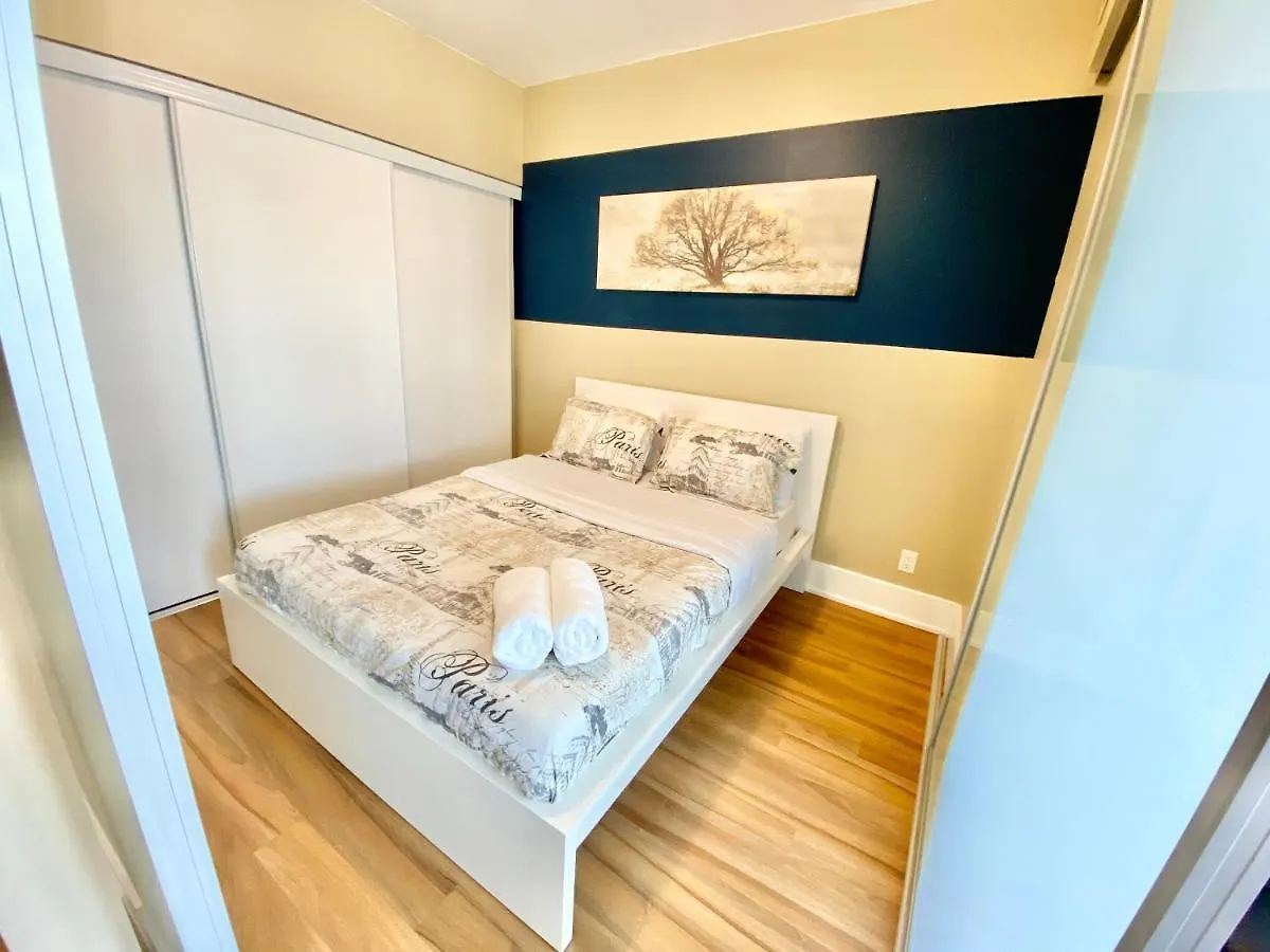 Front Street Suites 토론토